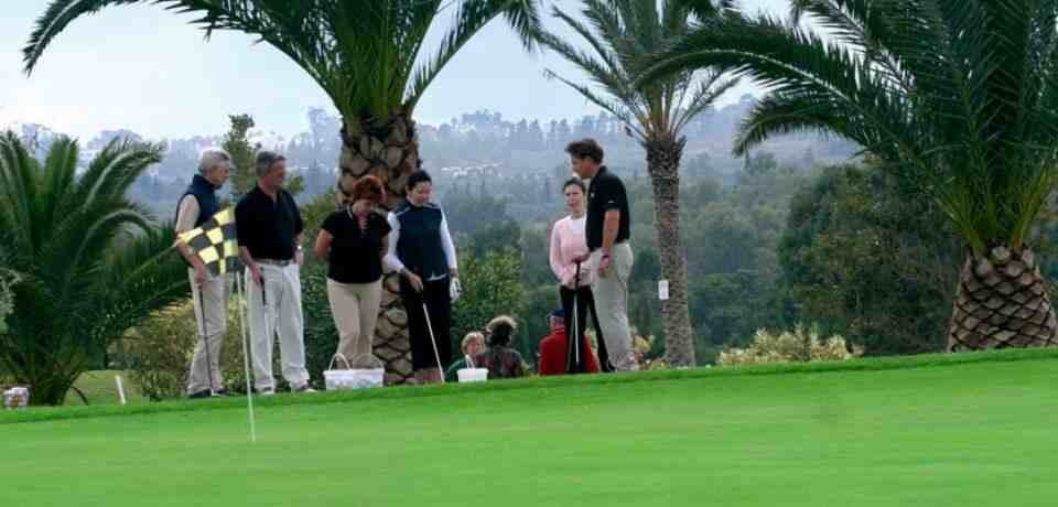 18 حفرة مع محترف الجولف في تونس