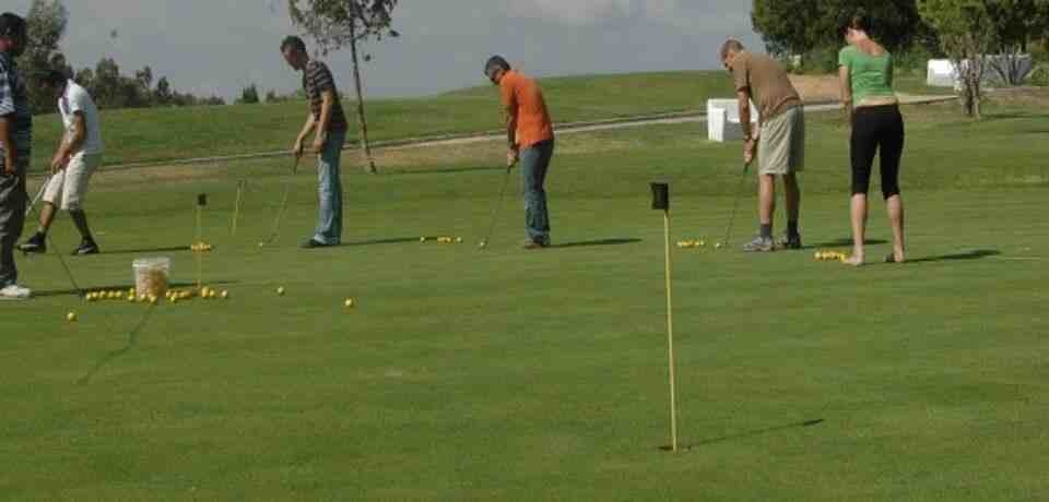 دروس أساسية للعب الجولف لأربعة أيام في تونس