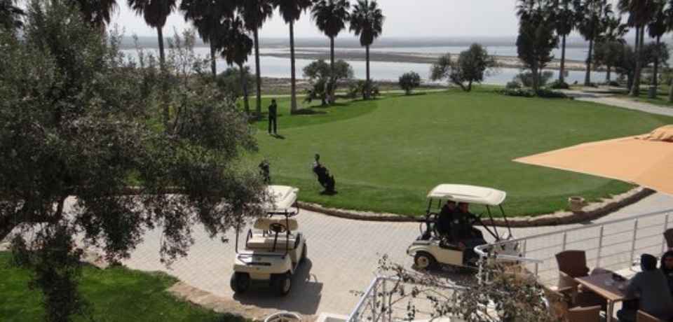 Vermittlung für Anfänger und fortgeschrittenen Spieler in Flamingo Golfplaz