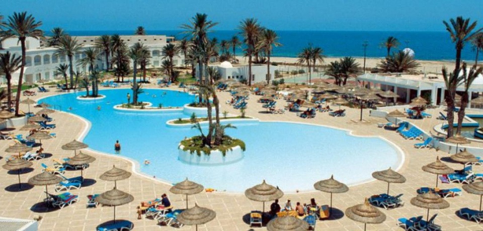 Seaside Tourism For Groups In Tozeur Tunisia
