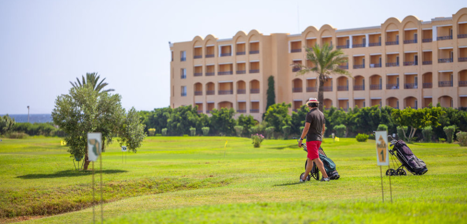 Beginner course at Golf Mahdia Tunisia