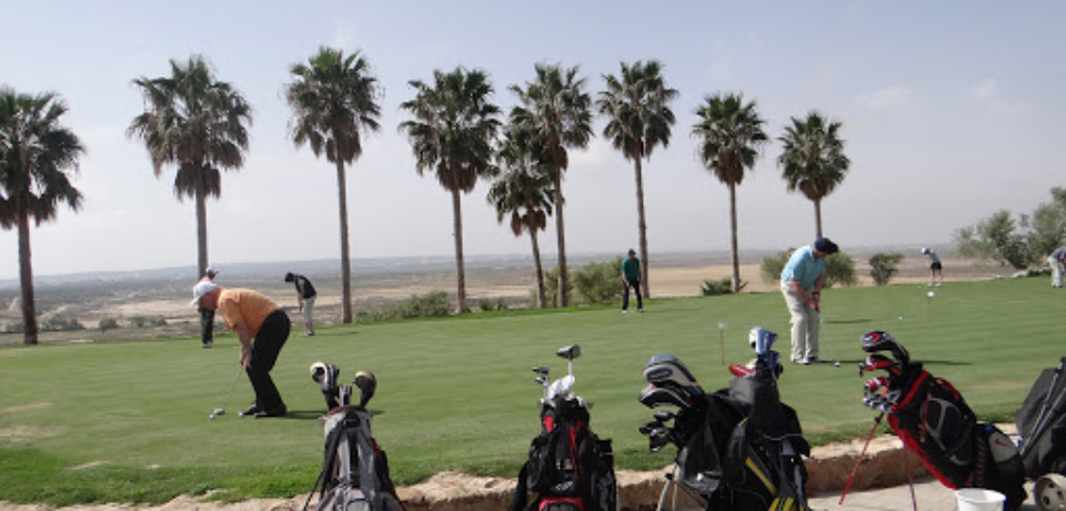 Playing with the Pro in Golf Flamingo Monastir Tunisia