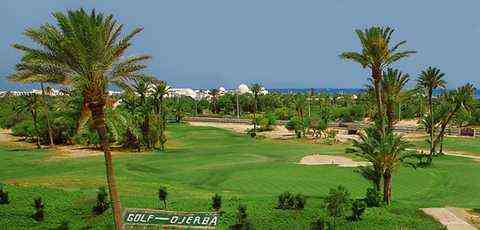 9 holes with a Golf Pro in Tunisia