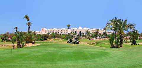 Playing with Golf Pro in Djerba Golf Club
